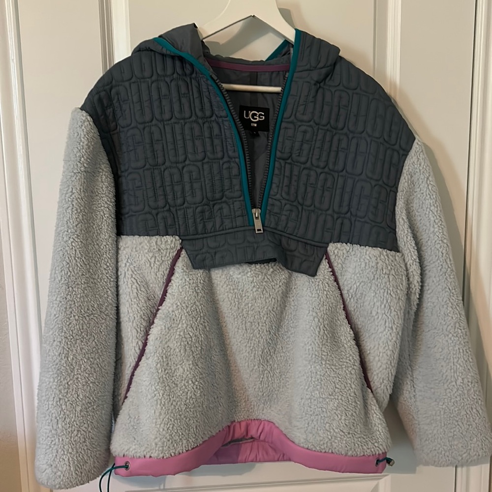 UGG Sherpa and nylon  pullover partial zipper front